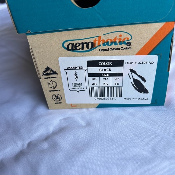 Elegant Black and Silver Women's Sandals - Picture 9 of 12